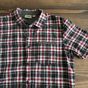 Vans Men's S Black Red Plaid Short Sleeve Casual Button Down Shirt